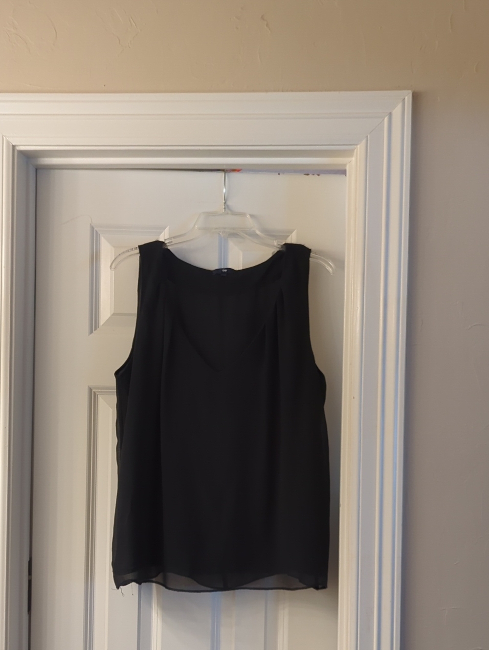 GAP Black Sleeveless V-Neck Chiffon Top